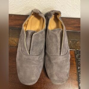 Chocolat Blu Women’s Gray Suede Loafers Size 10